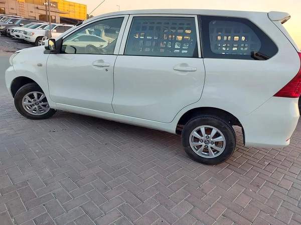 تويوتا Avanza 2017