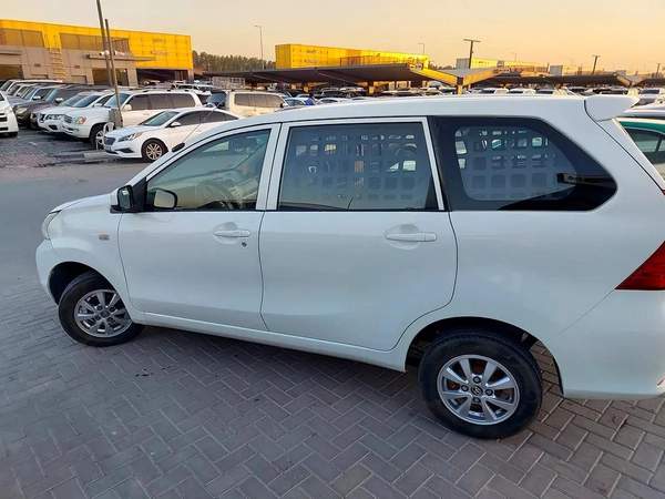 تويوتا Avanza 2017
