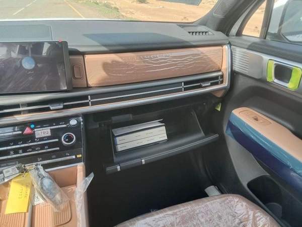 Hyundai Santa Fe 2.5L PETROL 4WD PREMIER 2025