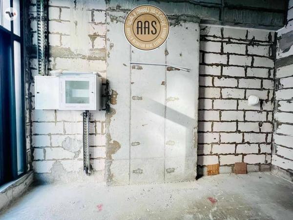 Best Location | Brand New Shop | 4 cheques |