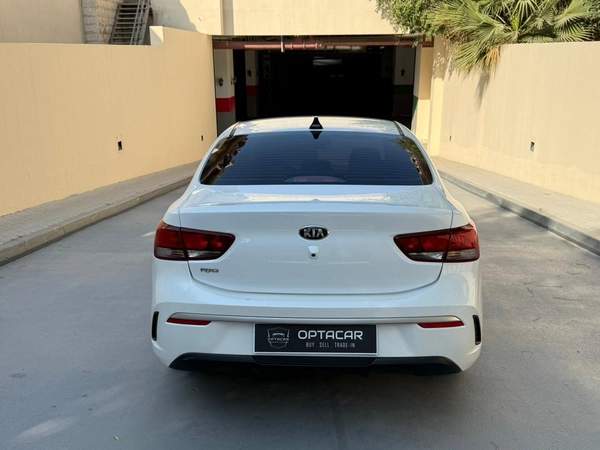 Gulf Specs 2021 KIA RIO EX 1.6Litre 4-Cylinder Sedan Fully Loaded
