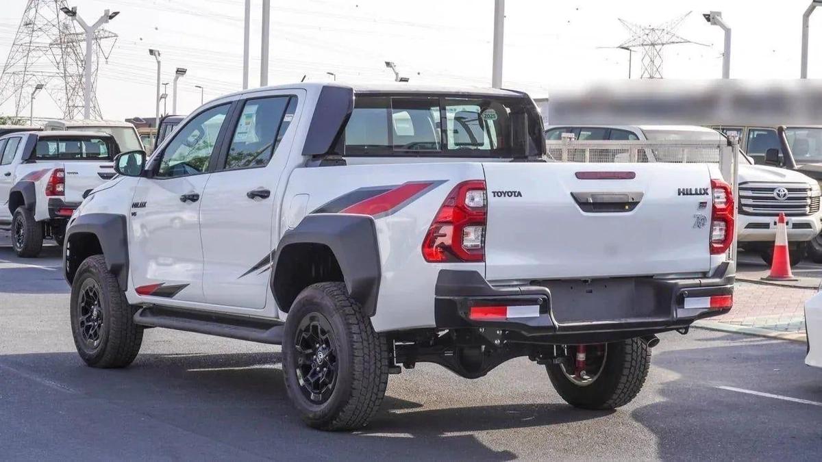 Toyota Hilux-4-4