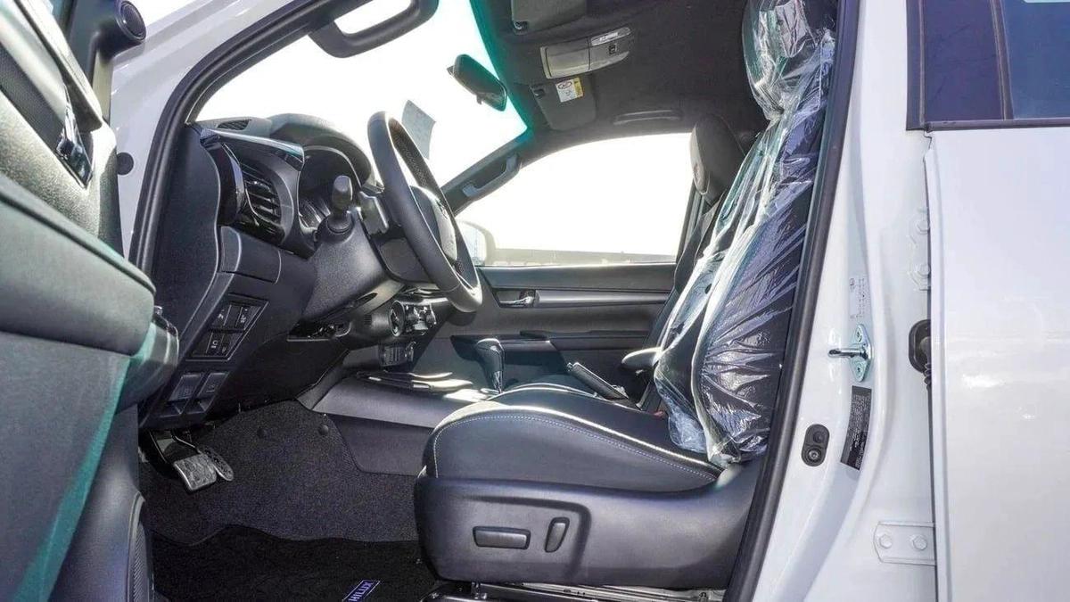 Toyota Hilux-5-5