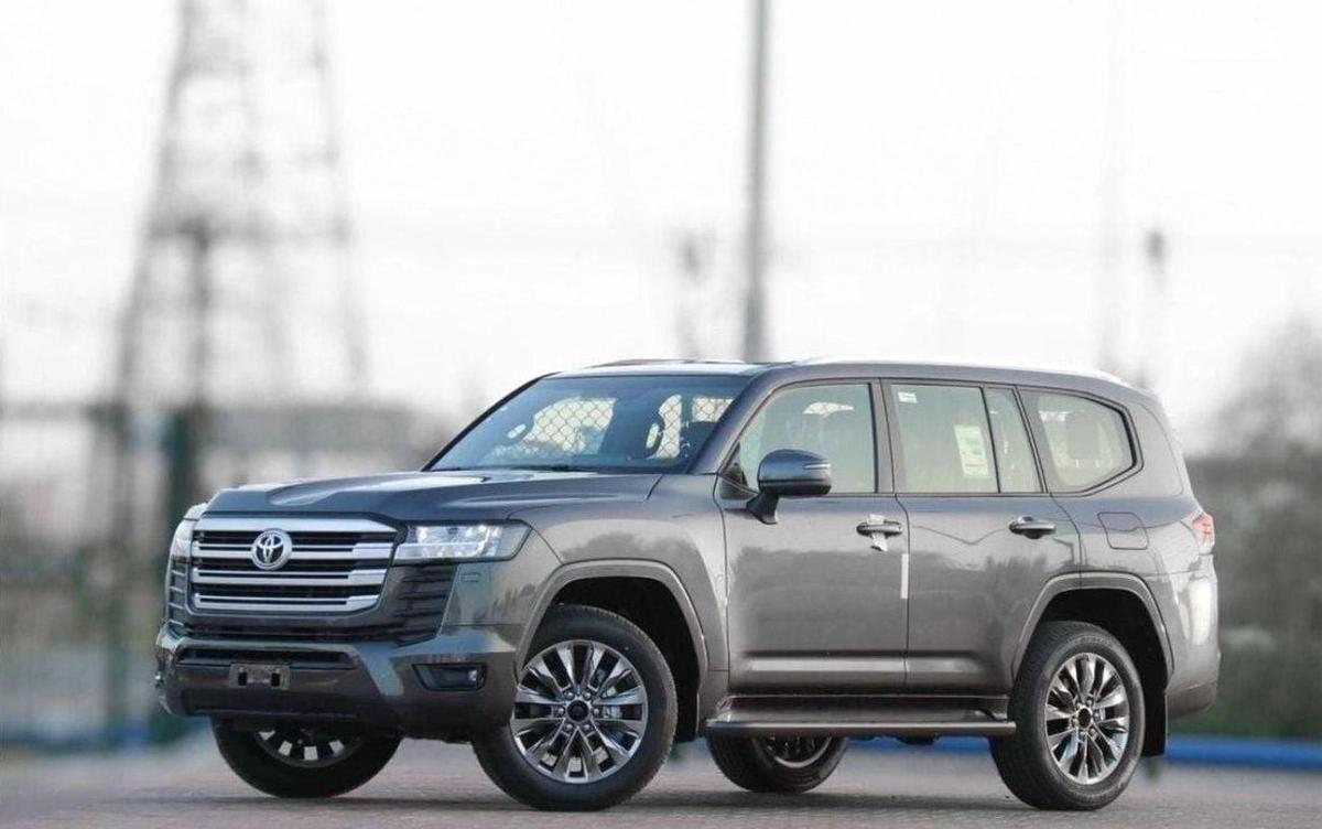 Toyota Land Cruiser Toyota lc300 GXR 3.5L PETROL 2025-0-0