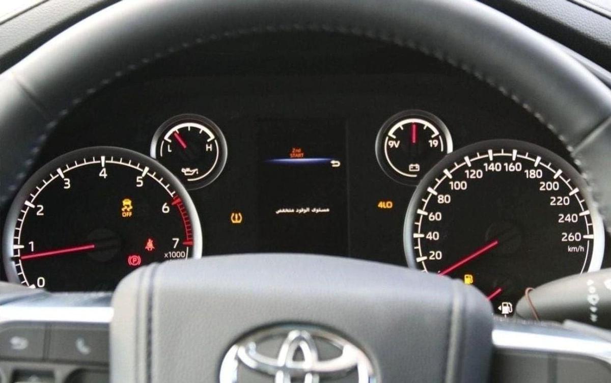 Toyota Land Cruiser Toyota lc300 GXR 3.5L PETROL 2025-8-8