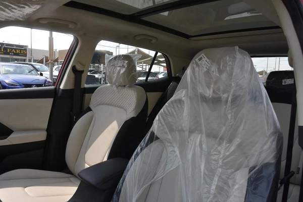 CRETA 1.5 GCC 2026 | RED