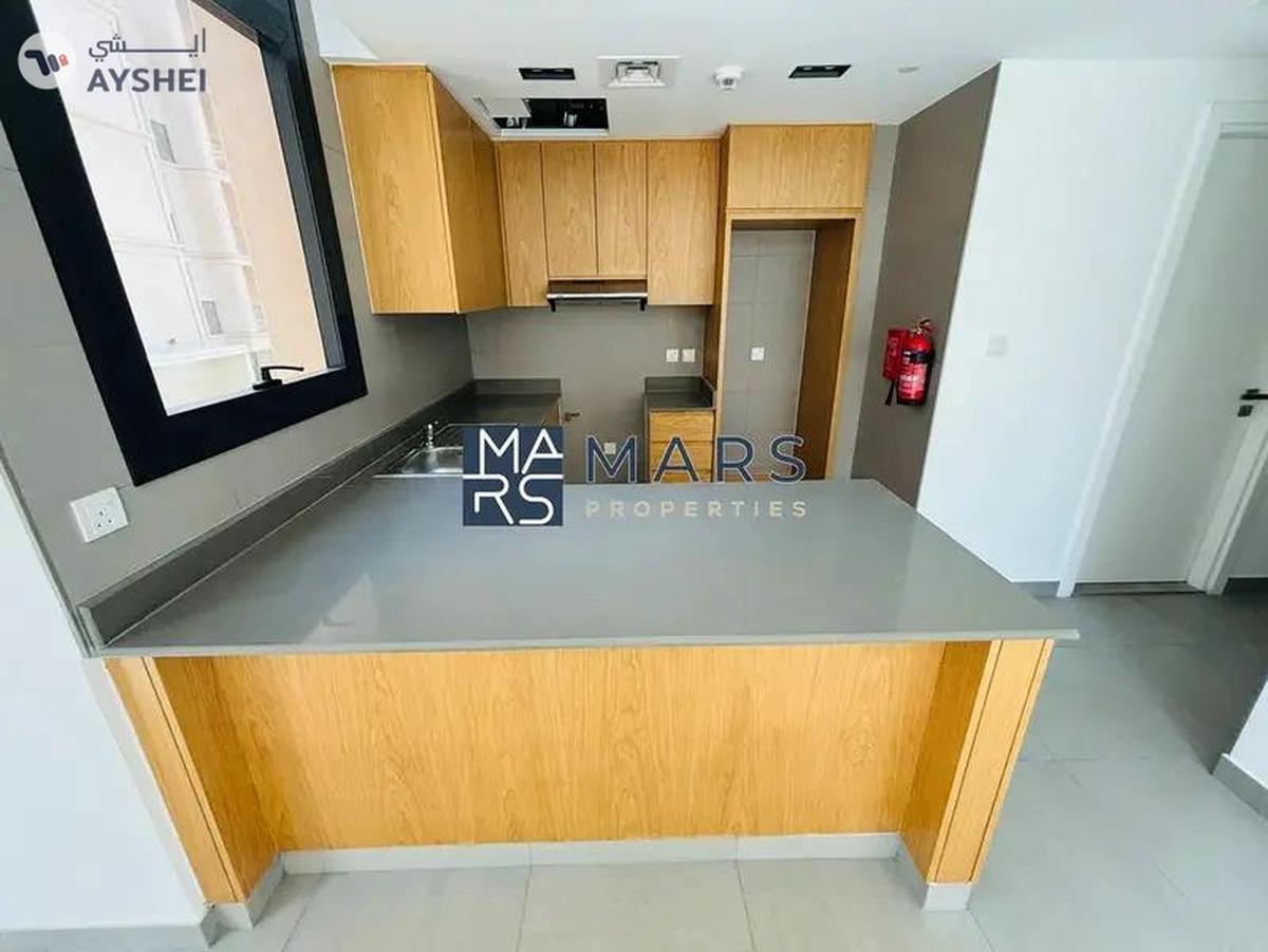 Charming Corner 1BHK Apartment, Cozy & Modern-16-16