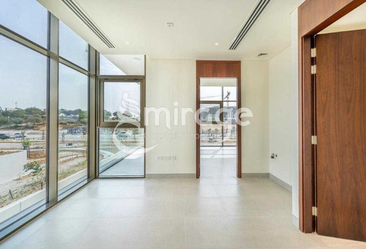 Single Row | Spacious 4BR TH | Premium Location-5-5