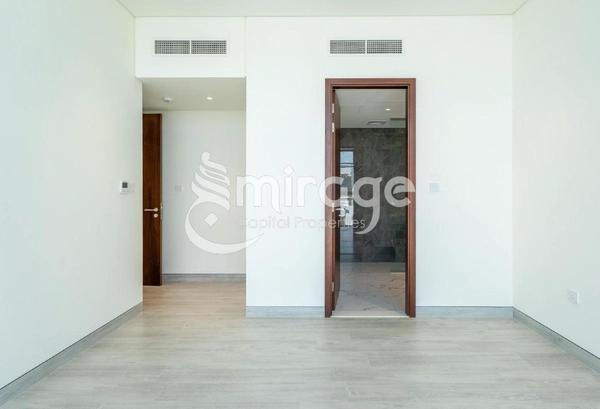 Single Row | Spacious 4BR TH | Premium Location