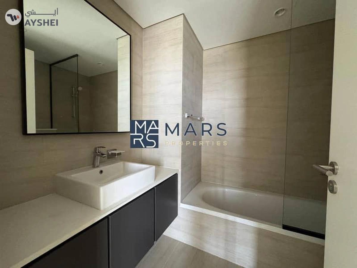 Modern & spacious living 2BR-hearth of sharjah-9-9