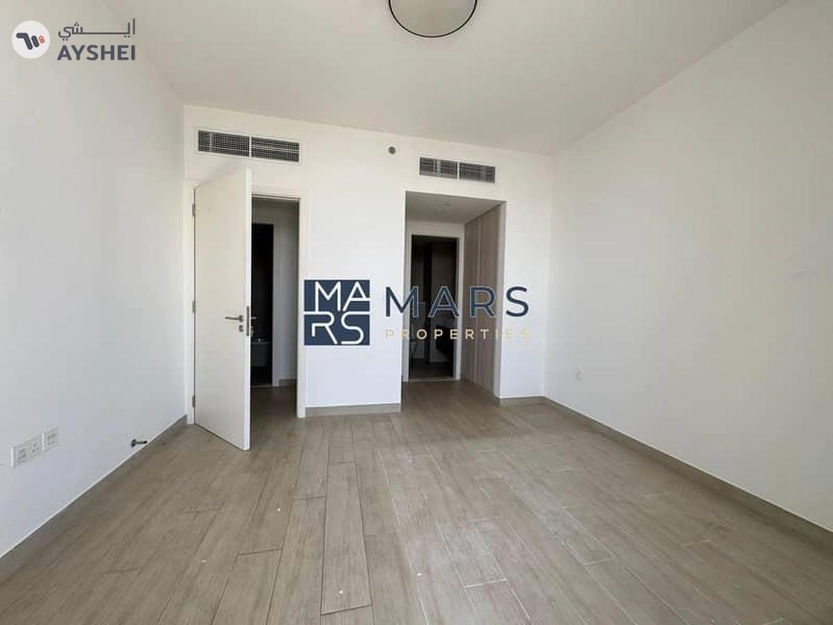 Modern & spacious living 2BR-hearth of sharjah-7-7
