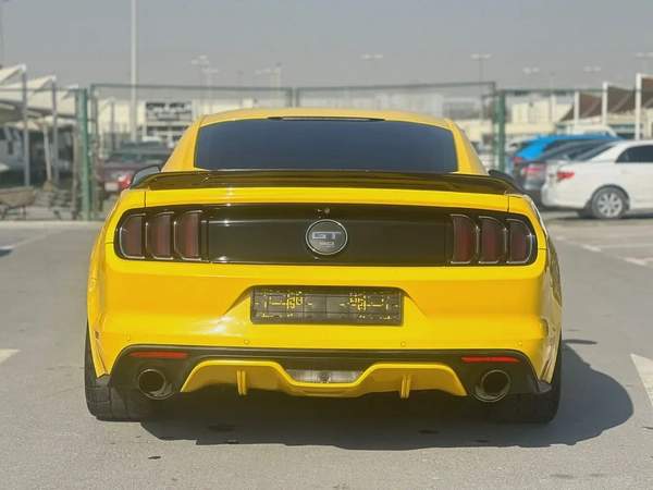 فورد موستانج 2015 مواصفات خليجية كير عادي GT بحالة جيدة