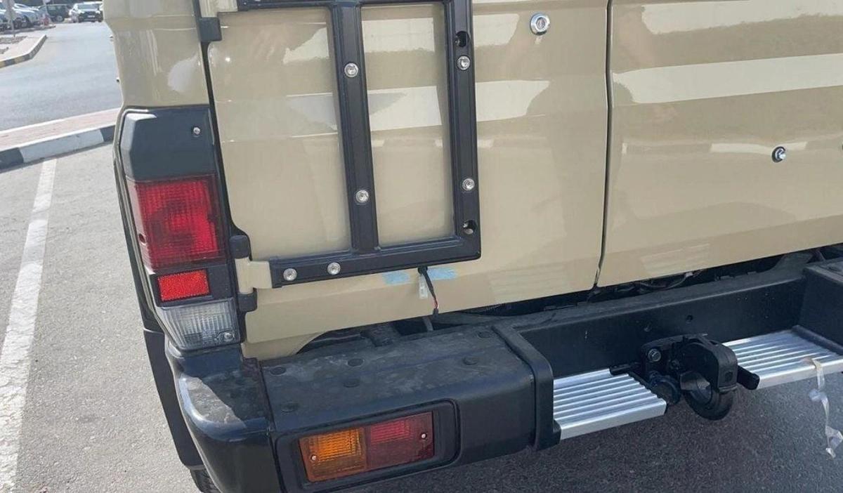 Toyota Land Cruiser 70 TOYOTA LANDCRUISER 2 DOOR CAPSULE 70TH ANNIVERSARY-5-5