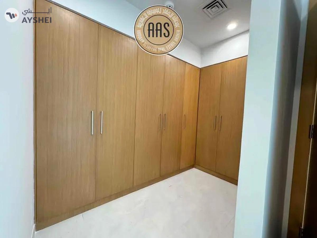 Deal Of The Day ! 4 Bed Townhouse Villa Available For Rent in Villanova-12-12