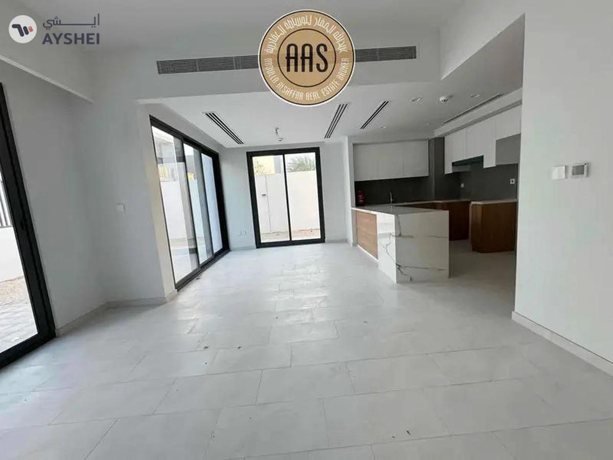 Deal Of The Day ! 4 Bed Townhouse Villa Available For Rent in Villanova-0-landscape