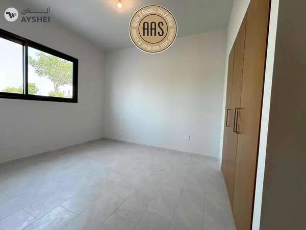 Deal Of The Day ! 4 Bed Townhouse Villa Available For Rent in Villanova