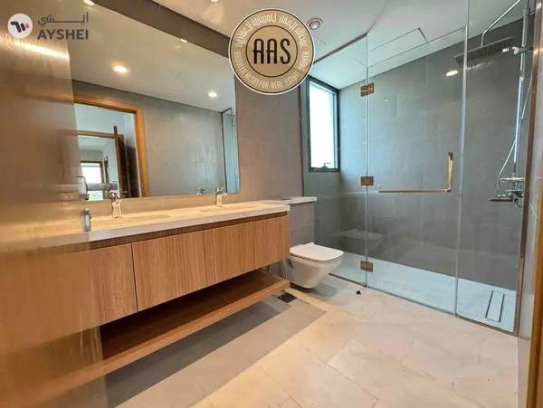 Deal Of The Day ! 4 Bed Townhouse Villa Available For Rent in Villanova