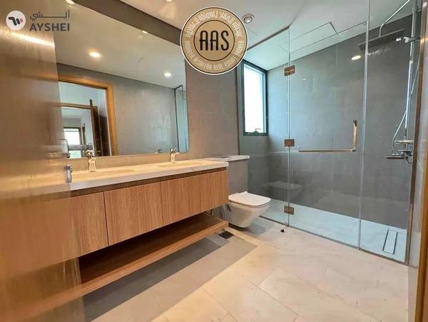 Deal Of The Day ! 4 Bed Townhouse Villa Available For Rent in Villanova