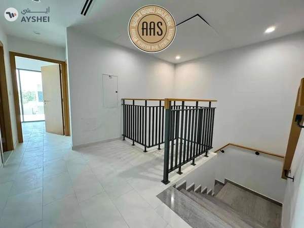 Deal Of The Day ! 4 Bed Townhouse Villa Available For Rent in Villanova