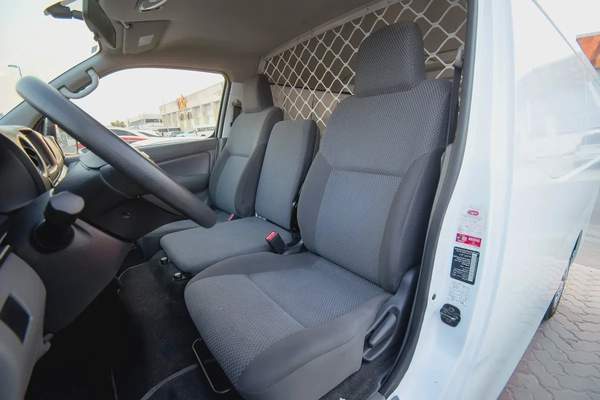 Urvan | Manual | Standard Roof Delivery Van | GCC Specs | Ref#N34511