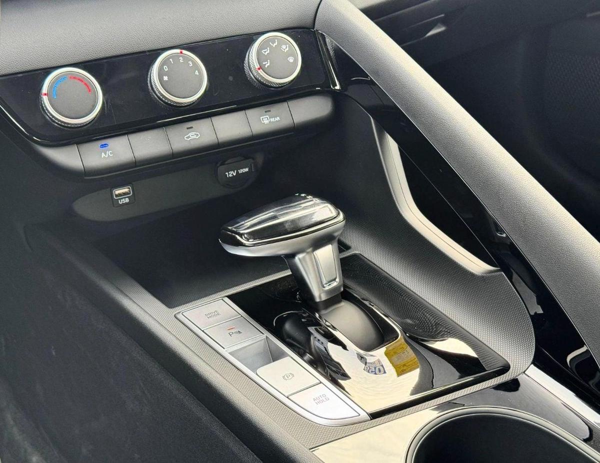 Hyundai Elantra ELITE / 1.5L PETROL, SUNROOF WITH LEATHER, CHINESE SPCES (CODE# ELITE)-11-11