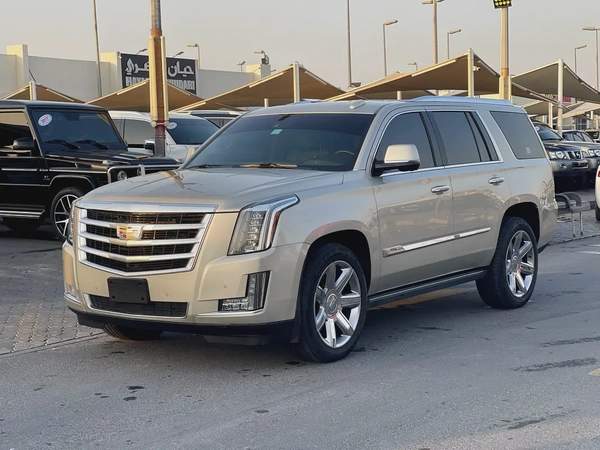Cadillac Escalade Platinum Luxury 2015 GCC Specs