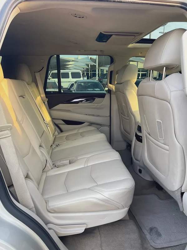 Cadillac Escalade Platinum Luxury 2015 GCC Specs