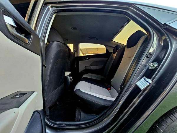 Hyundai Accent / GCC 1.6 V4/ LOW MILEAGE/ SINGLE OWNER