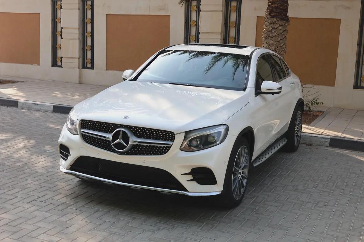 GLC250 COUPE AMG - GCC SPECS - FULL SERVICE HISTORY - ACCIDENT FREE - EXCELENT CONDITION --2-2