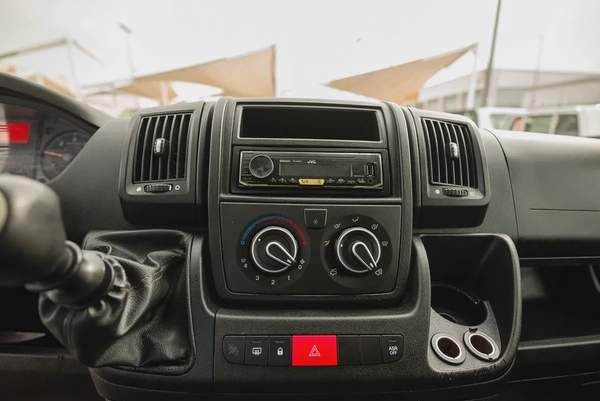 Peugeot Boxer Delivery Van | GCC Specs | Ref#P95395