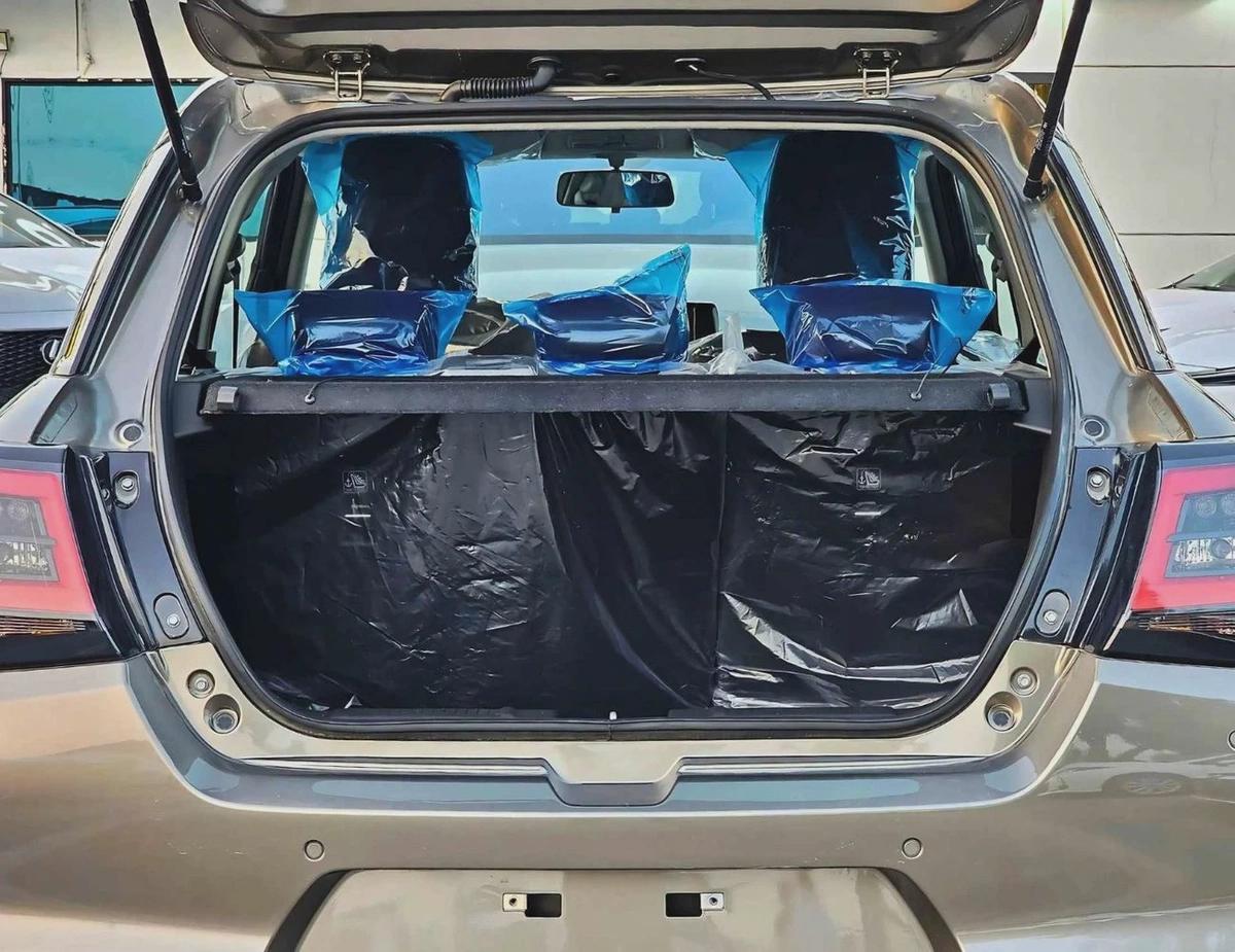 Suzuki Swift GLX / 1.2L PETROL A/T/ PUSH START / REAR PARKING SENSOR / REAR CAMERA (CODE # GLX)-6-6