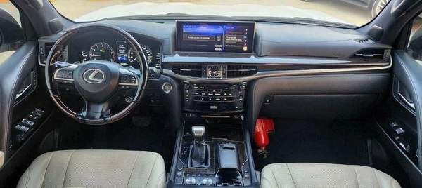 Lexus LX 570 Platinum 5.7L. Al- Futtaim Motors