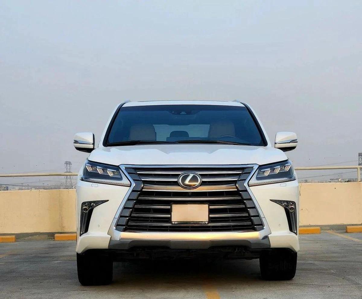 Lexus LX 570 Platinum 5.7L. Al- Futtaim Motors-4-4