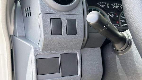 Toyota Land Cruiser Pick Up Toyota Land Cruiser Pickup LC79 DC 4.2L Diesel 2024