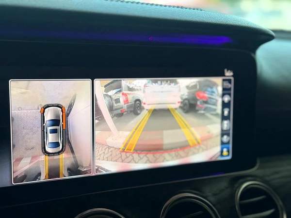 Mercedes E200, Gulf, 63 kit, in agency condition