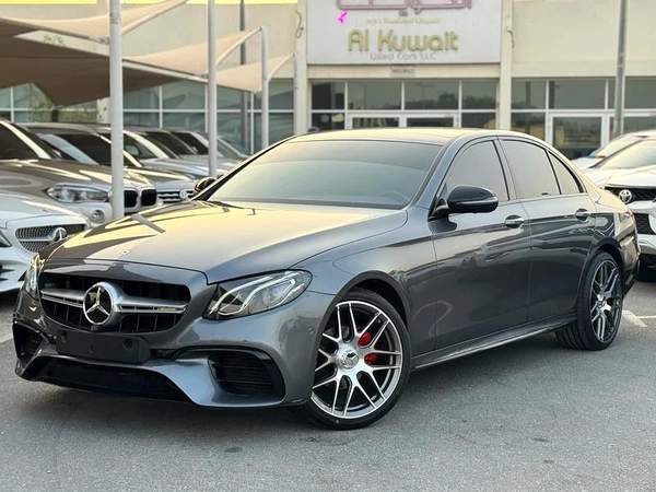 Mercedes E200, Gulf, 63 kit, in agency condition
