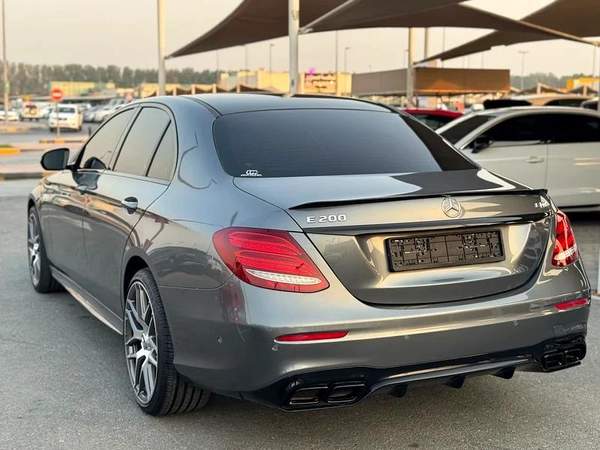 Mercedes E200, Gulf, 63 kit, in agency condition