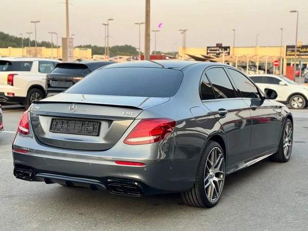 Mercedes E200, Gulf, 63 kit, in agency condition