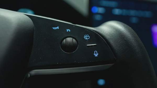 2022 Tesla Model S Plaid | 1,020 HP | Only 1,100 km!