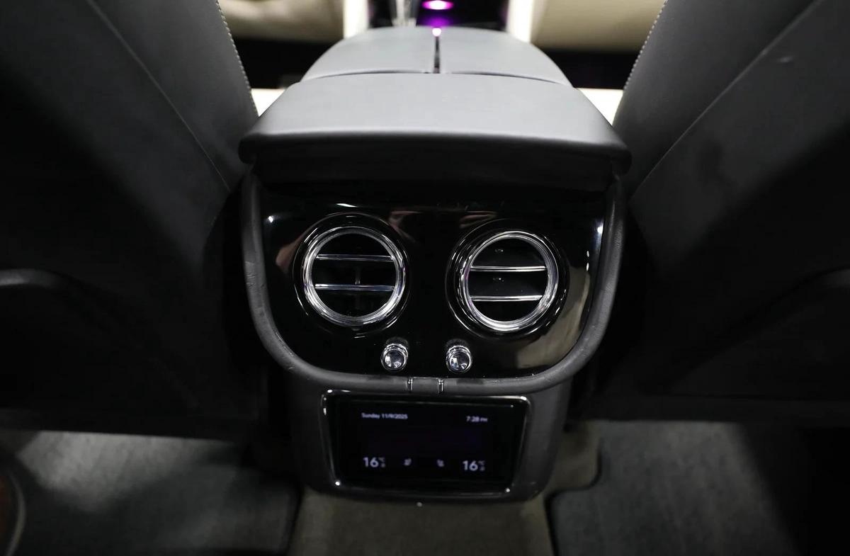 Bentayga Speed | W12 | 6.0L | 635HP | 3 Years Warranty-12-12