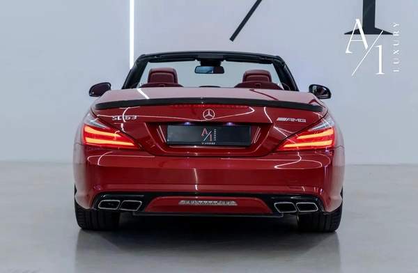 2013 Mercedes SL 63, Excellent Condition, Carbon Fibre Accents, Fully Loaded, GCC Spec