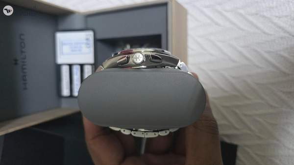 Hamilton jazzmaster performer auto chrono