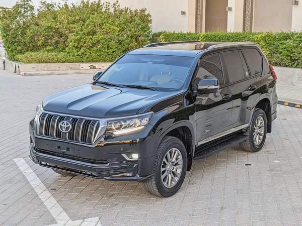 TOYOTA PRADO 2020 GCC V6 IN EXCELLENT CONDITION