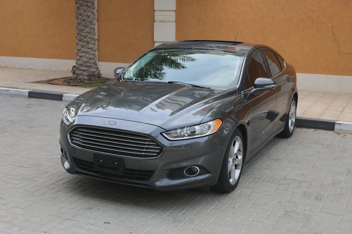FORD FUSION SE - GCC SPECS - ACCIDENT FREE - FULL SERVICE HISTORY - EXCELENT CONDITION --2-2