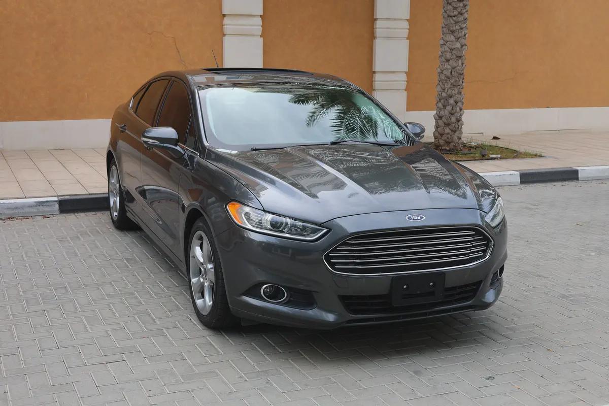 FORD FUSION SE - GCC SPECS - ACCIDENT FREE - FULL SERVICE HISTORY - EXCELENT CONDITION --3-3