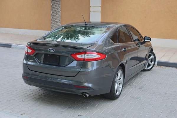 FORD FUSION SE - GCC SPECS - ACCIDENT FREE - FULL SERVICE HISTORY - EXCELENT CONDITION -