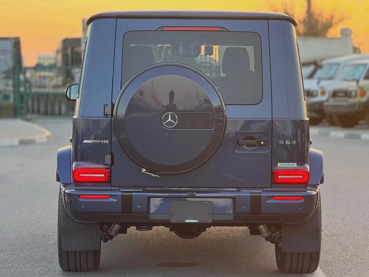 2025 - MERCEDES BENZ G63 - SUPER CLEAN - LIKE NEW - ONLY 6,000 KM-7-7