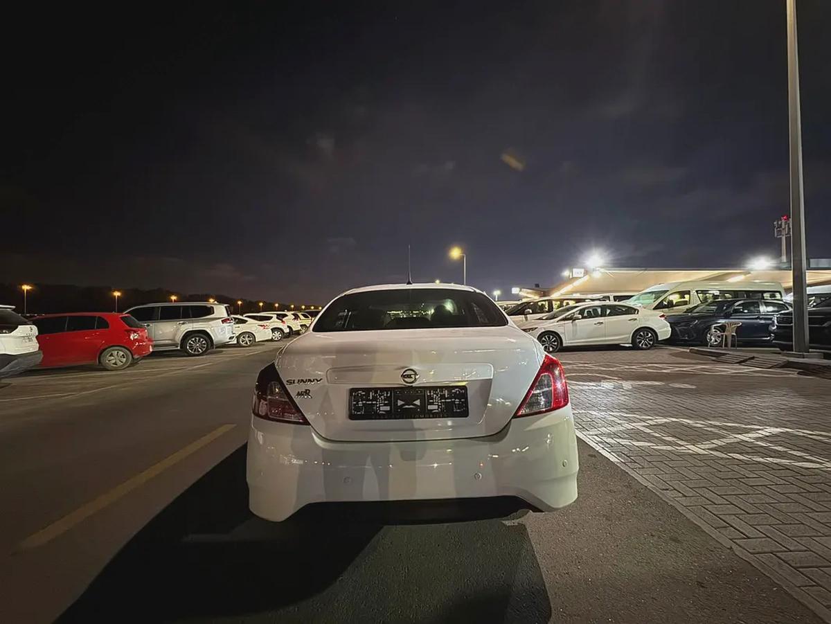 2023 Nissan Sunny SE - GCC Specs - Excellent Condition-10-10