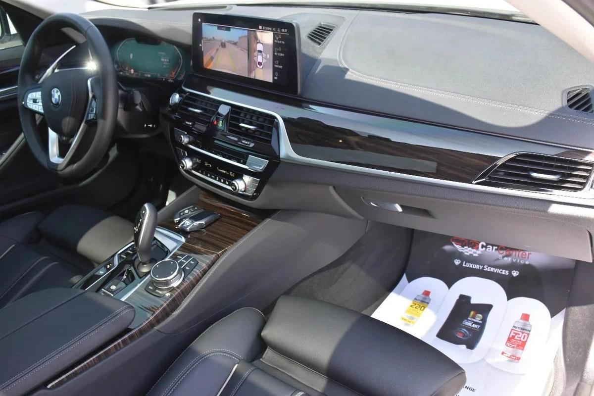 520i RWD 2023 | WHITE-6-6