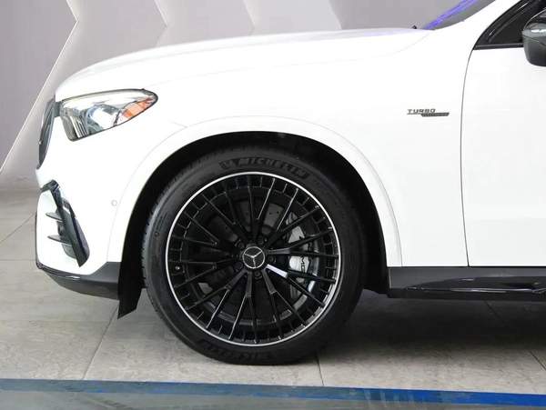 2025 Mercedes-Benz GLC 43 AMG - with warranty
